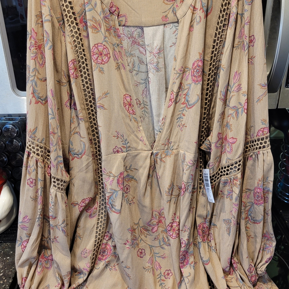 Torrid Floral Blouse with Crochet Details - Tan and Pink